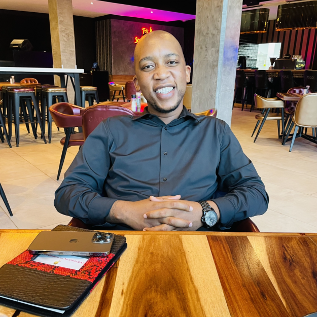 Shozi The Mcee